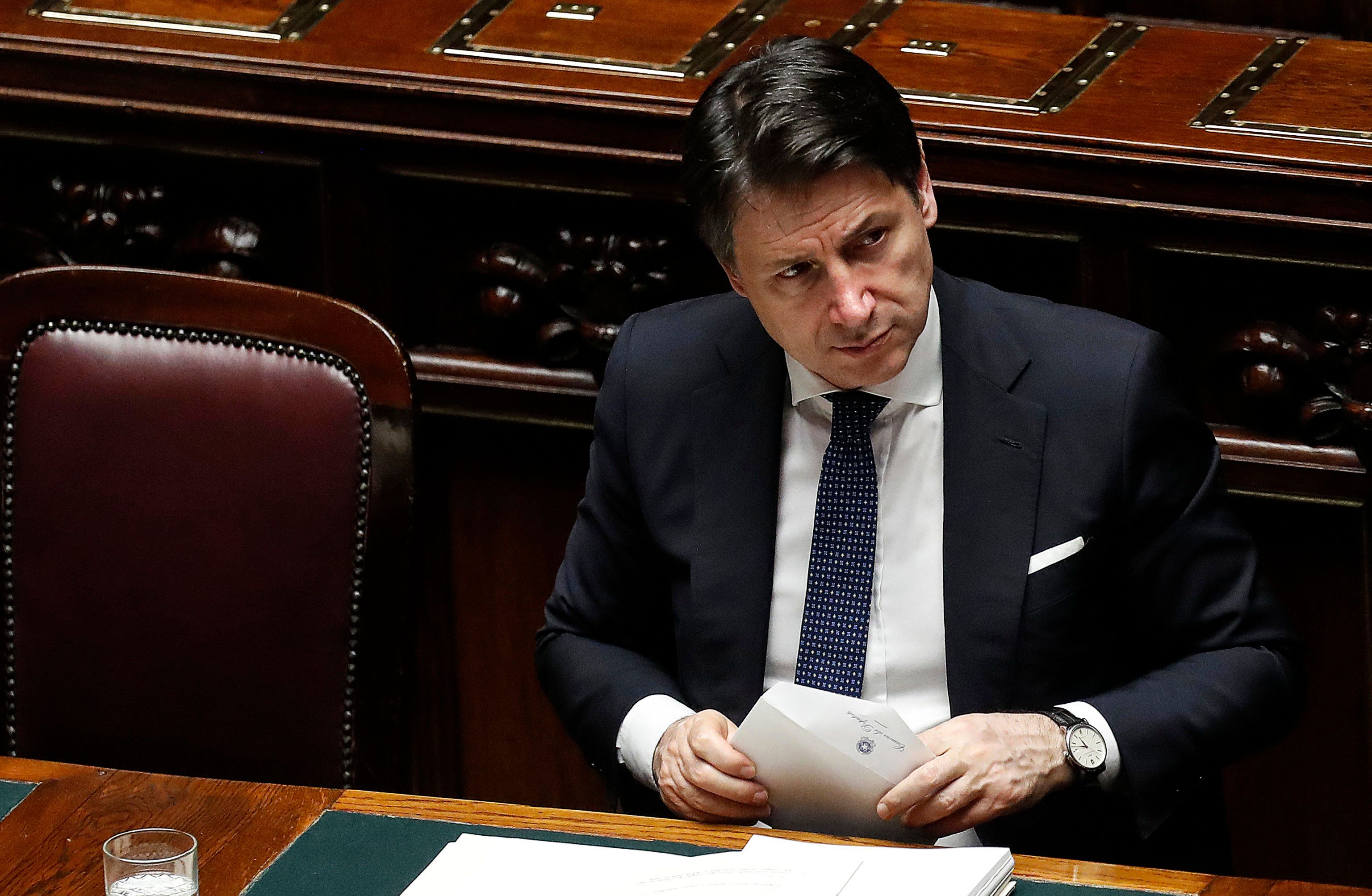 Giuseppi, l’infettivologo del popolo, mette in quarantena pure Zingaretti