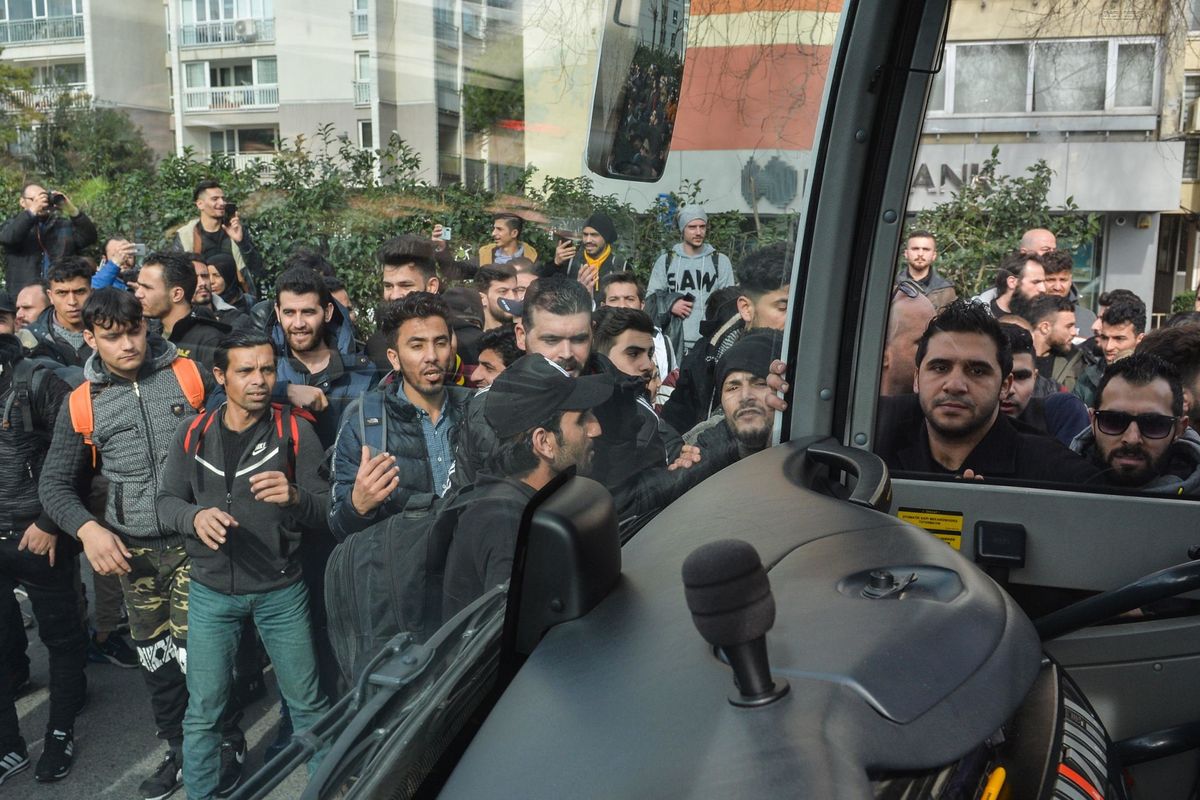 Le nuove Termopili. Atene respinge l’assalto di migranti mossi da Erdogan