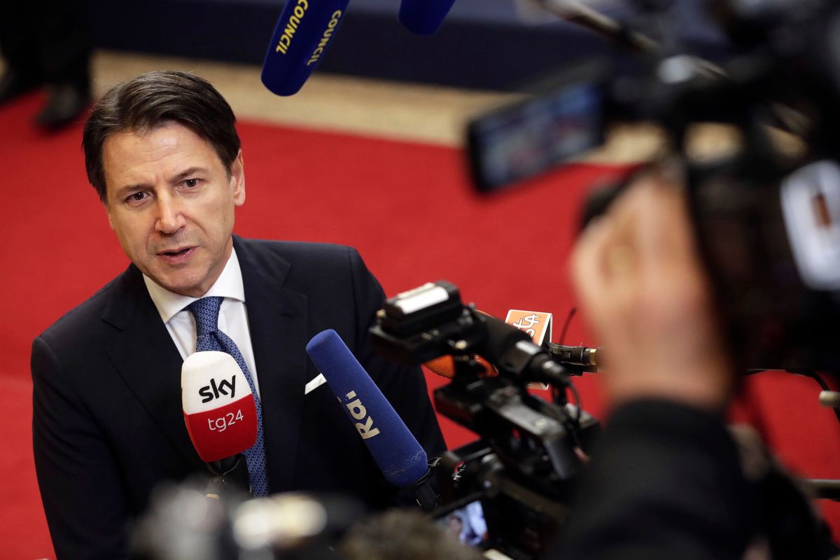 L’aiuto dell’Ue: isolare l’Italia