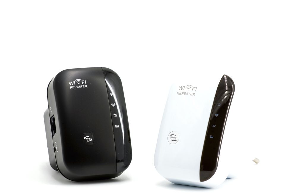repeater Wi-Fi extender, What's the difference - Gearbrain