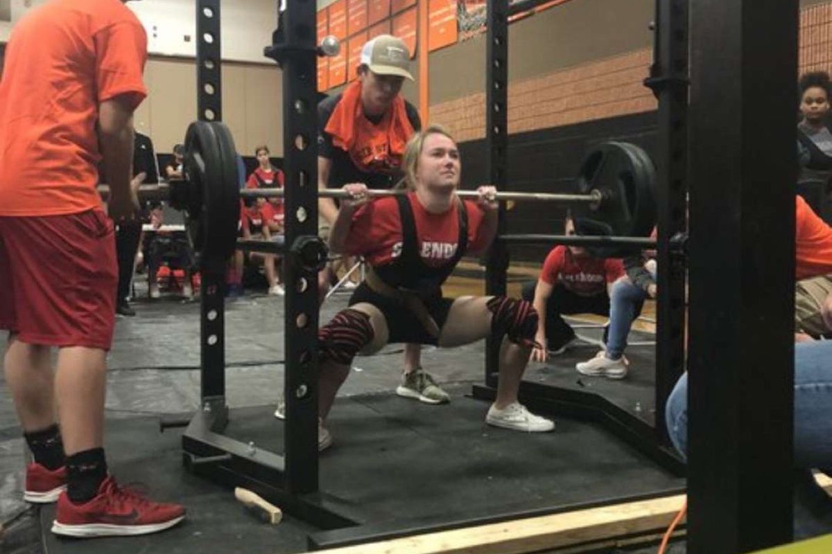 VYPE U: Splendora Girls Powerlifting Heads to the Regional Meet