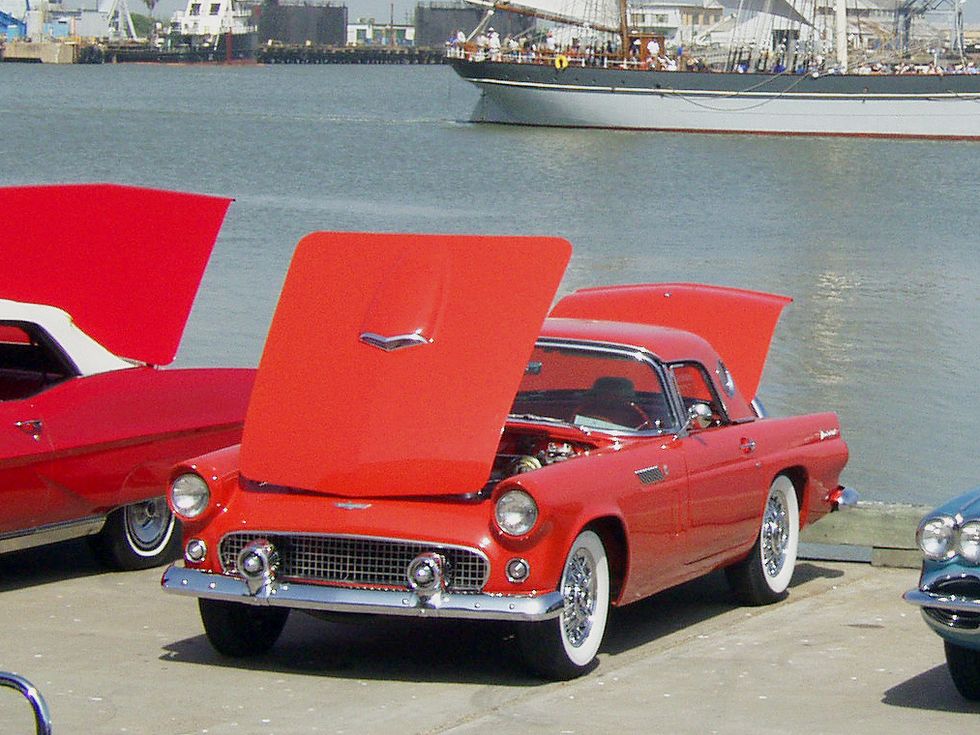 1956 Ford Thunderbird