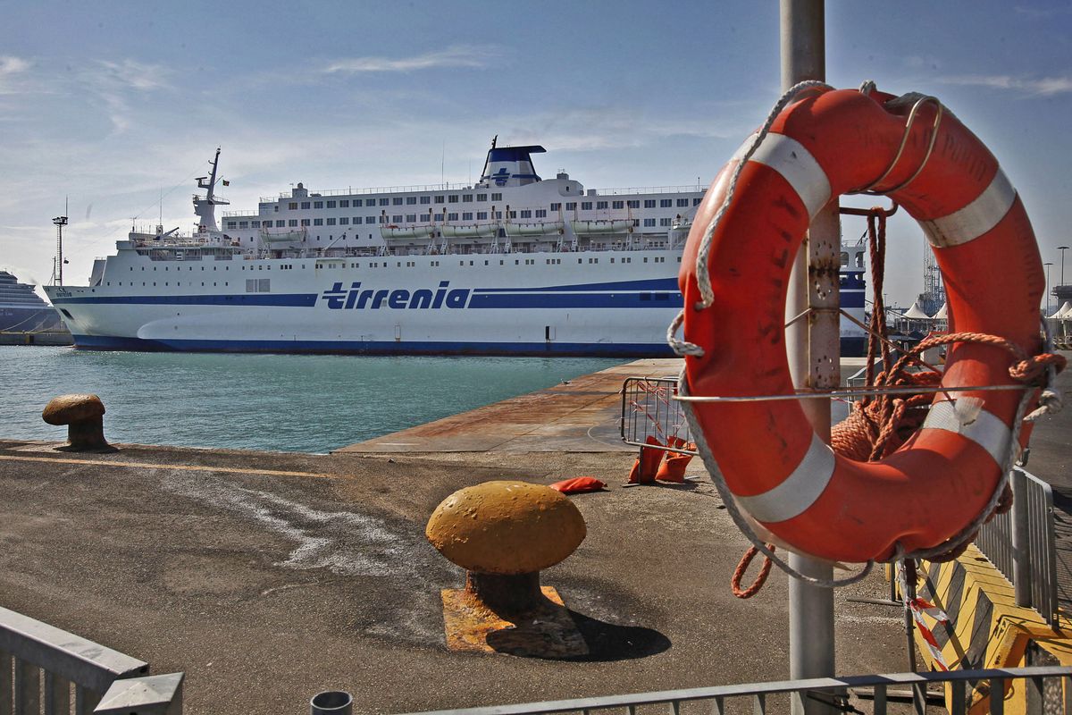 Tirrenia, saltano i collegamenti con le isole