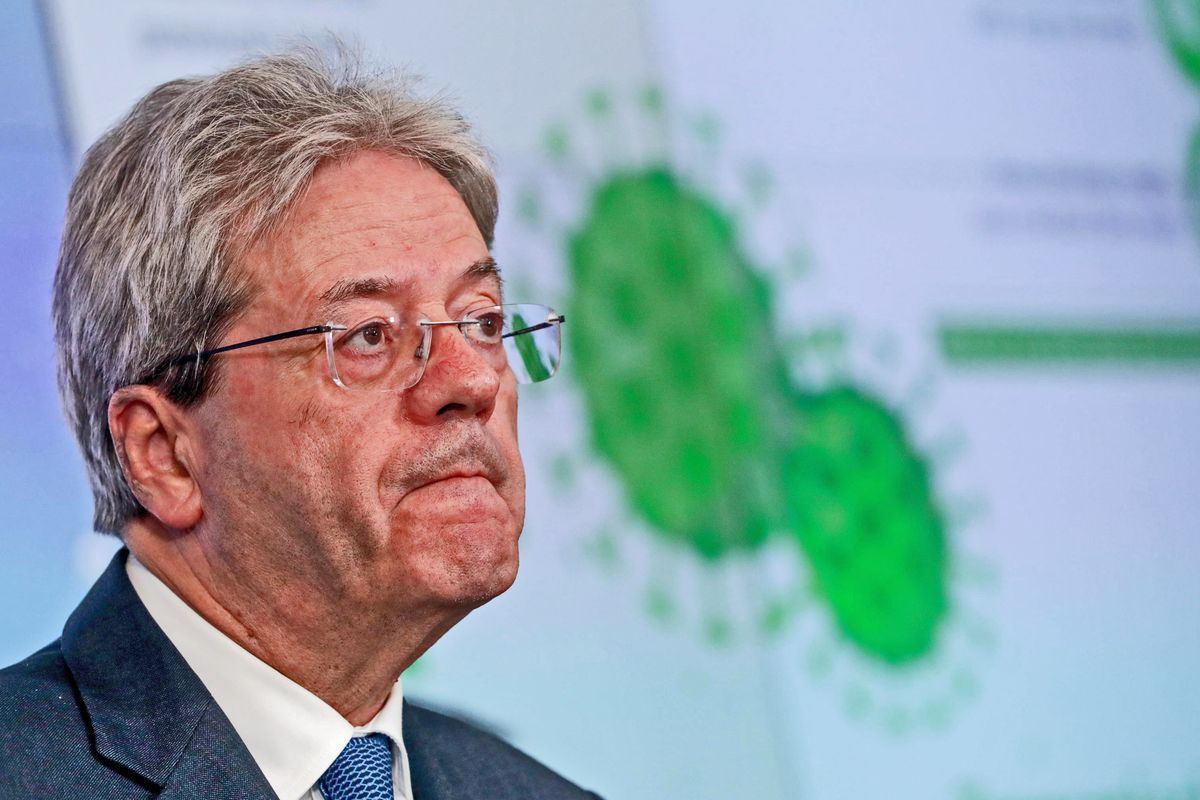 La terza via di Gentiloni si chiama Troika