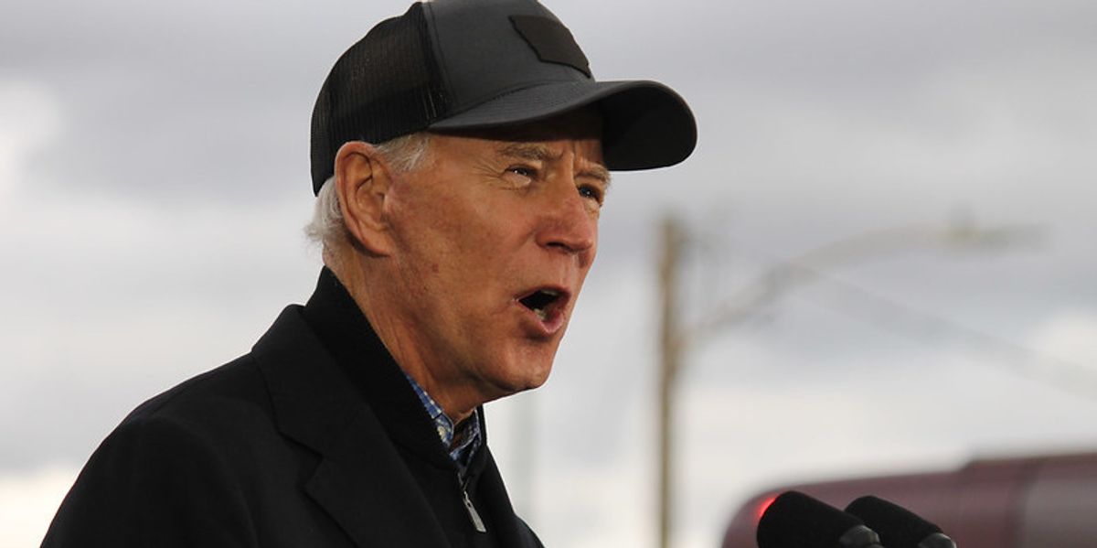 Biden Seeks To Curb Big Bank 'Harvesting' Of Overdraft Fees - Vimarsana News