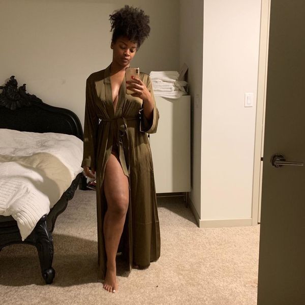 Ari Lenox-Glowing-Giving