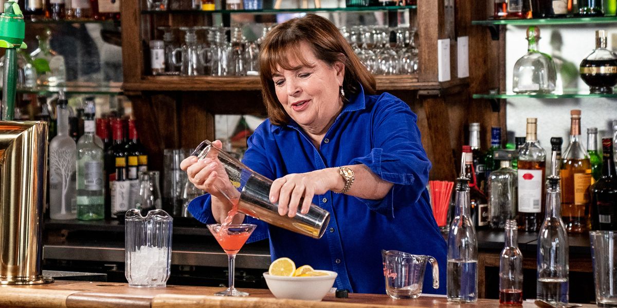 The Internet's Obsessed With Ina Garten's Enormous A.M. Cocktail
