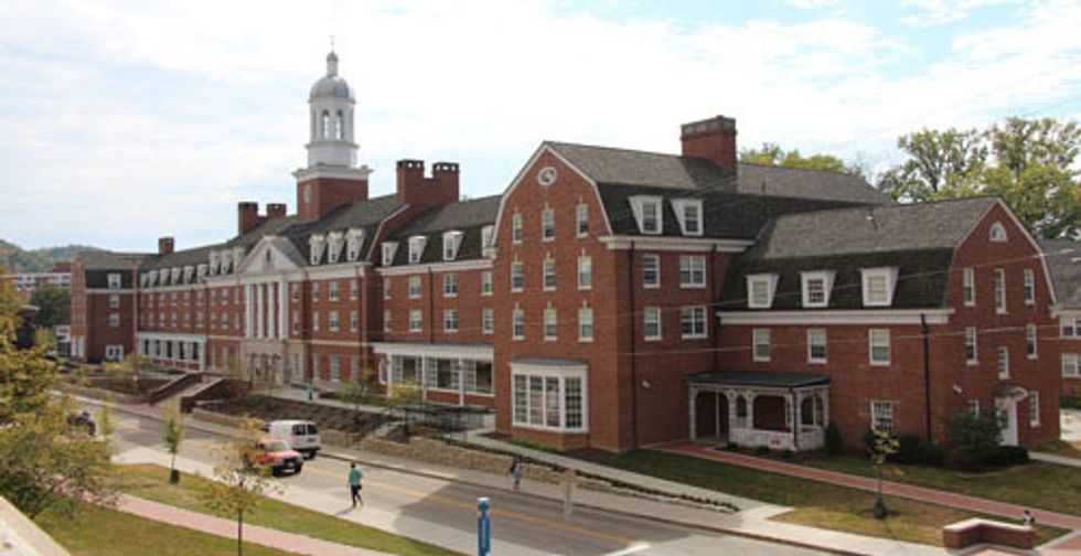 6 Best Dorms For Ohio University Freshmen To Live In