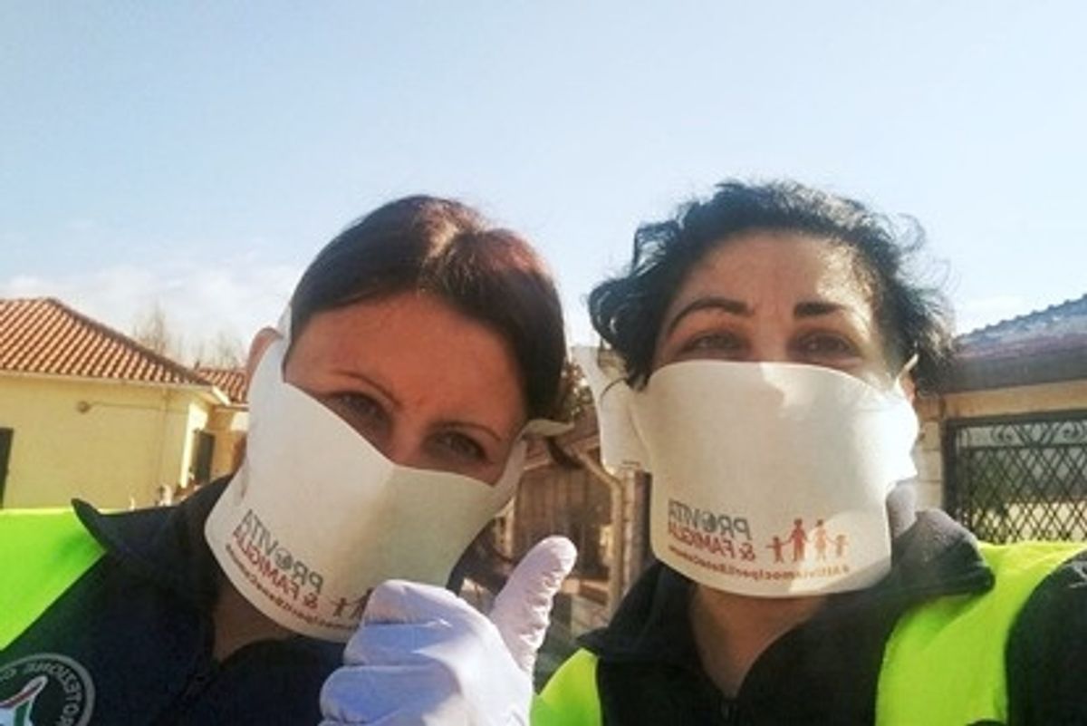 Coronavirus, Pro Vita e Famiglia: «Fatti, non parole: 30.000 euro ai bisognosi e 15.000 mascherine distribuite in tutta Italia»