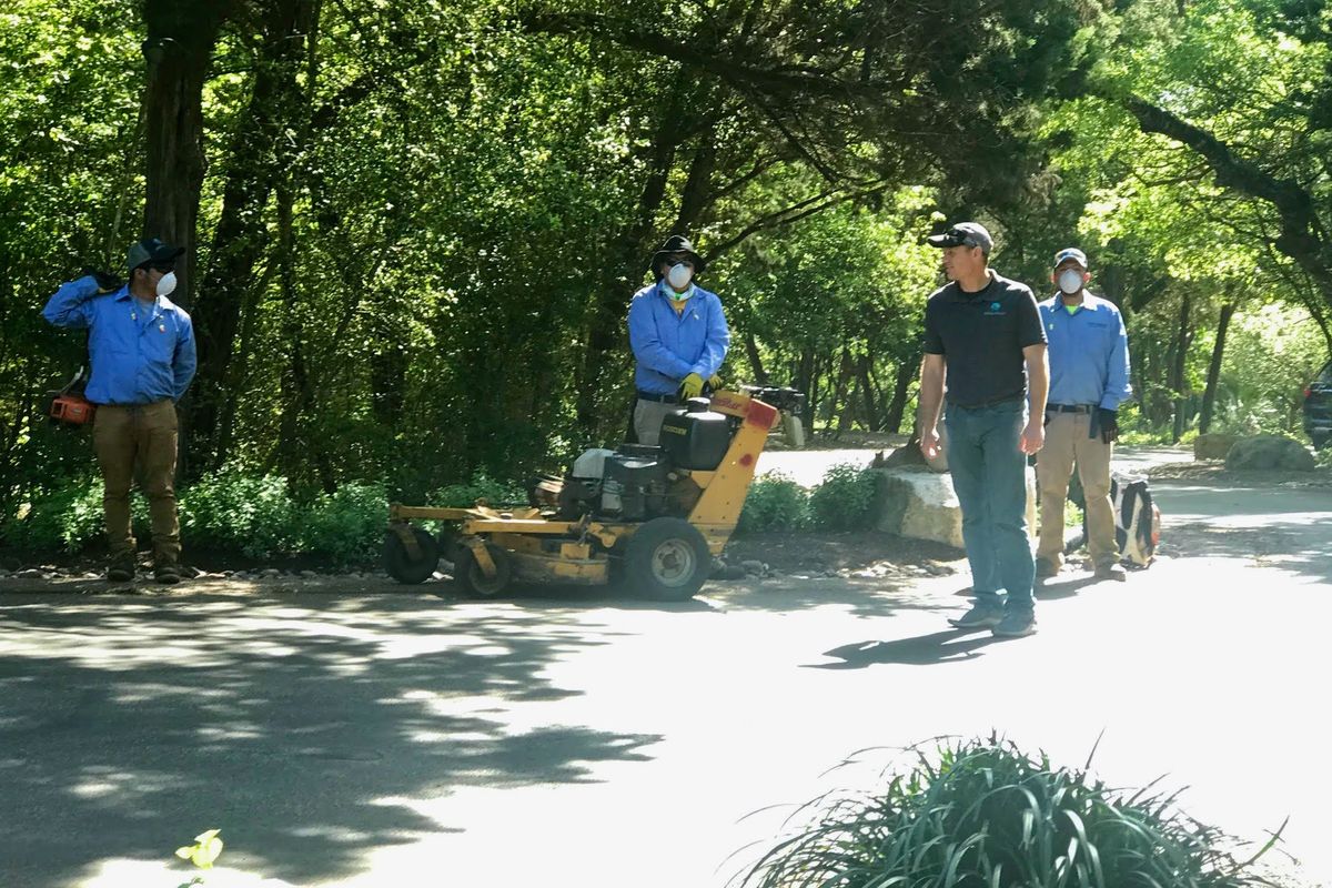 In the dirtiest of Austin jobs, trying to keep safe with the boss’s help