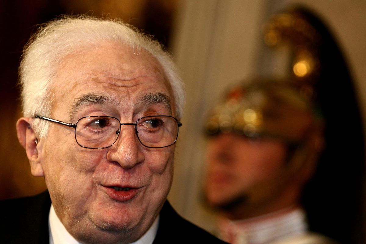 Contro la crisi ci vorrebbe Cossiga