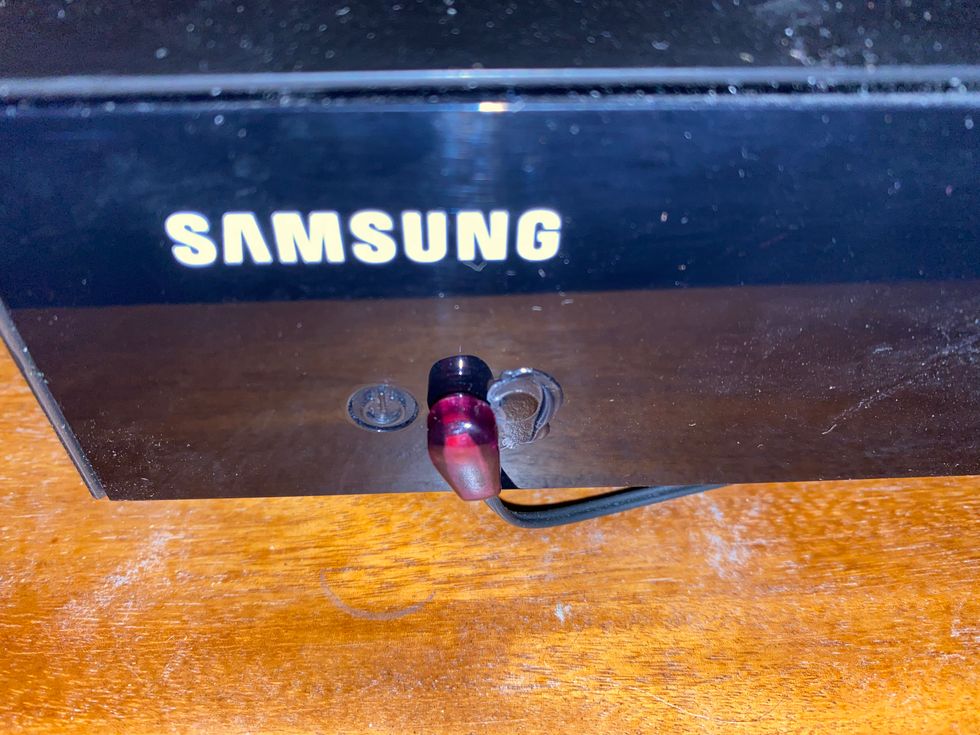 IR reader on a cable box