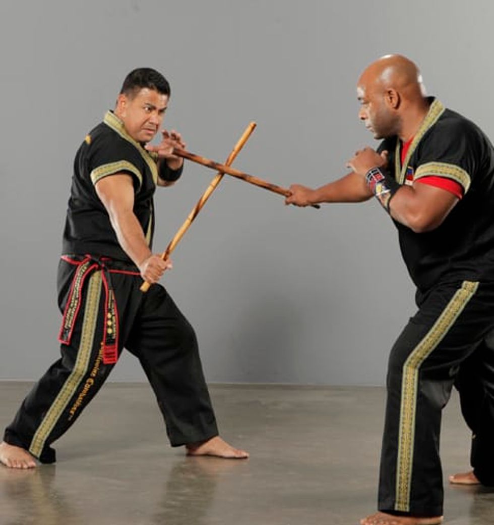 Fighting Staff Dimensions P In Addition To Systems Specifically Devoted To Stick Fighting Certain Other Disciplines Include It Either In Its Own Right As In The Tamil Martial Art Silambam Or Merely As Part Of