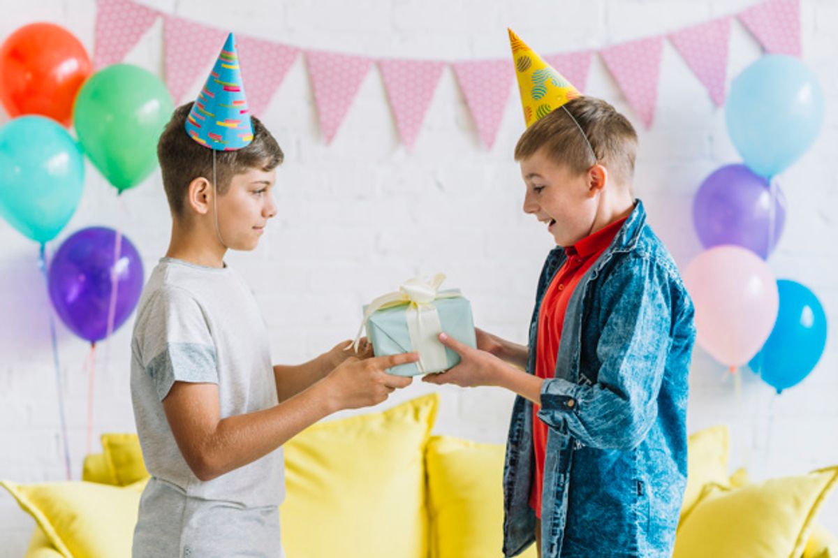 giving friends birthday gifts