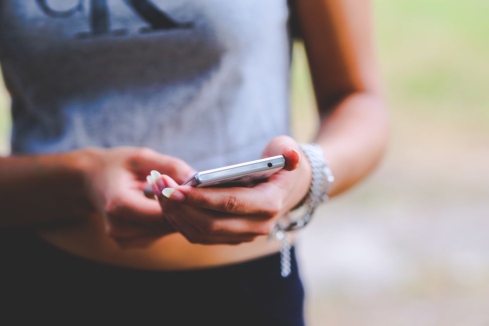 Week-Long Social Media Cleanse