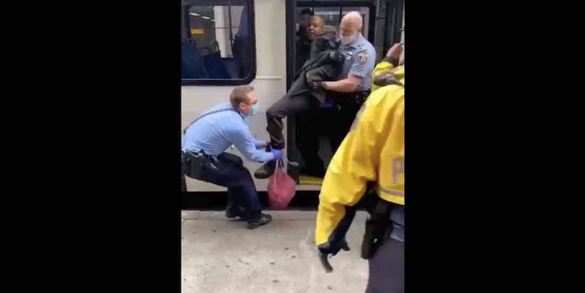 VIDEO Police drag man off Philly bus reportedly because he isn't