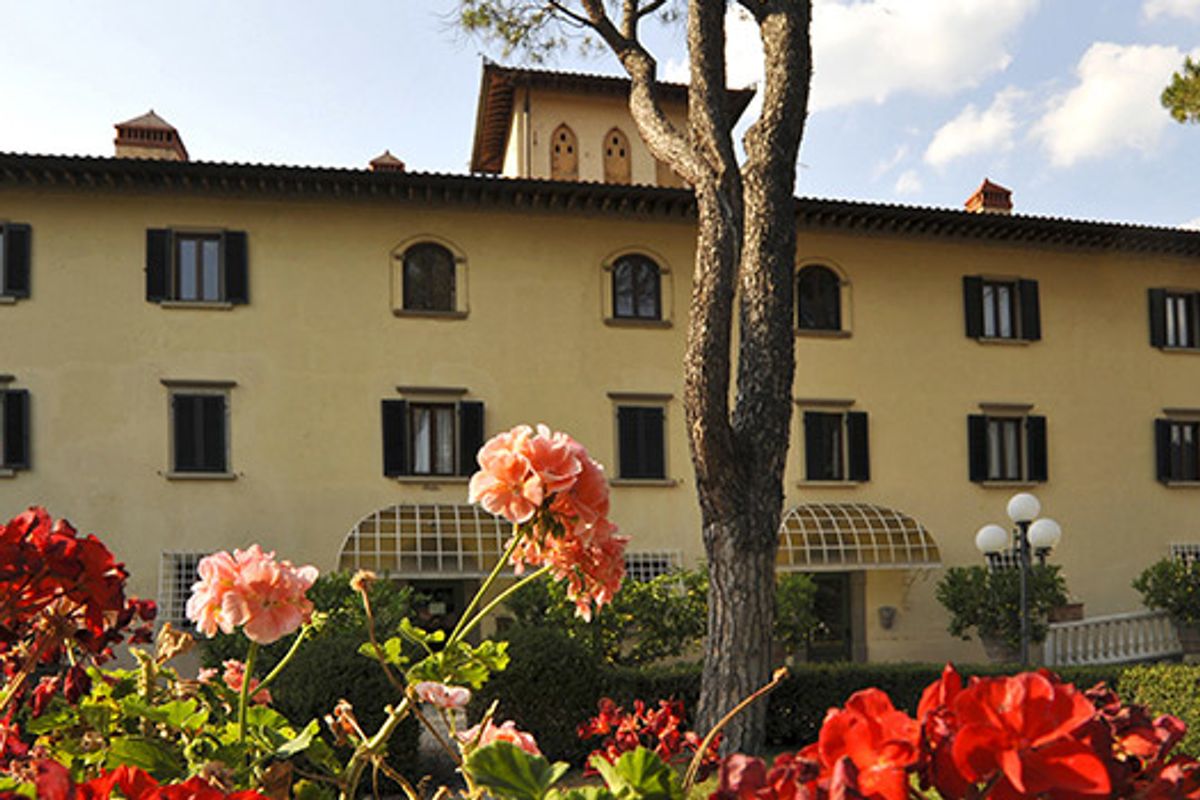 Orrore nelle case di riposo toscane: «Morti lasciati nei loro letti 42 ore»