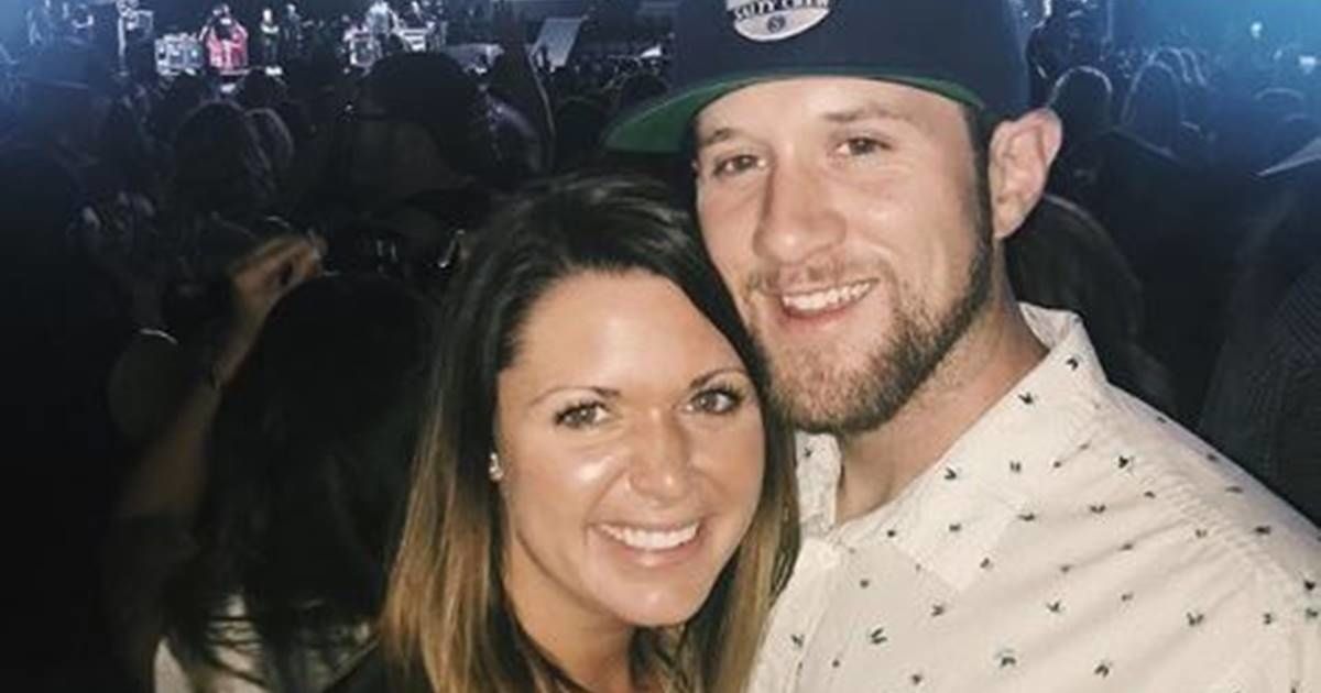 Woman marries the man who helped save her life in the Las Vegas mass shooting