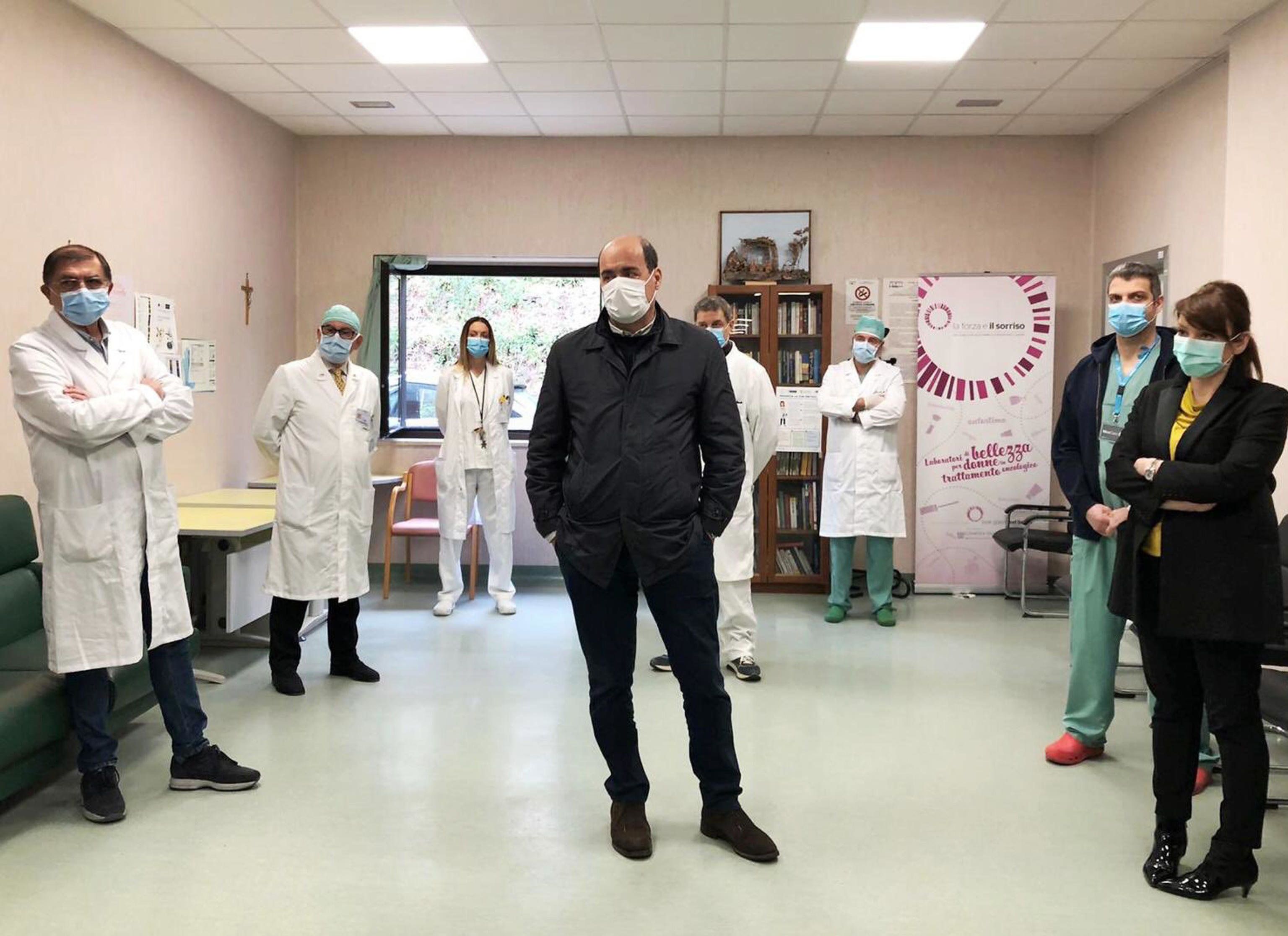 Misteri, milioni, ditte offshore: è scandalo mascherine in Lazio