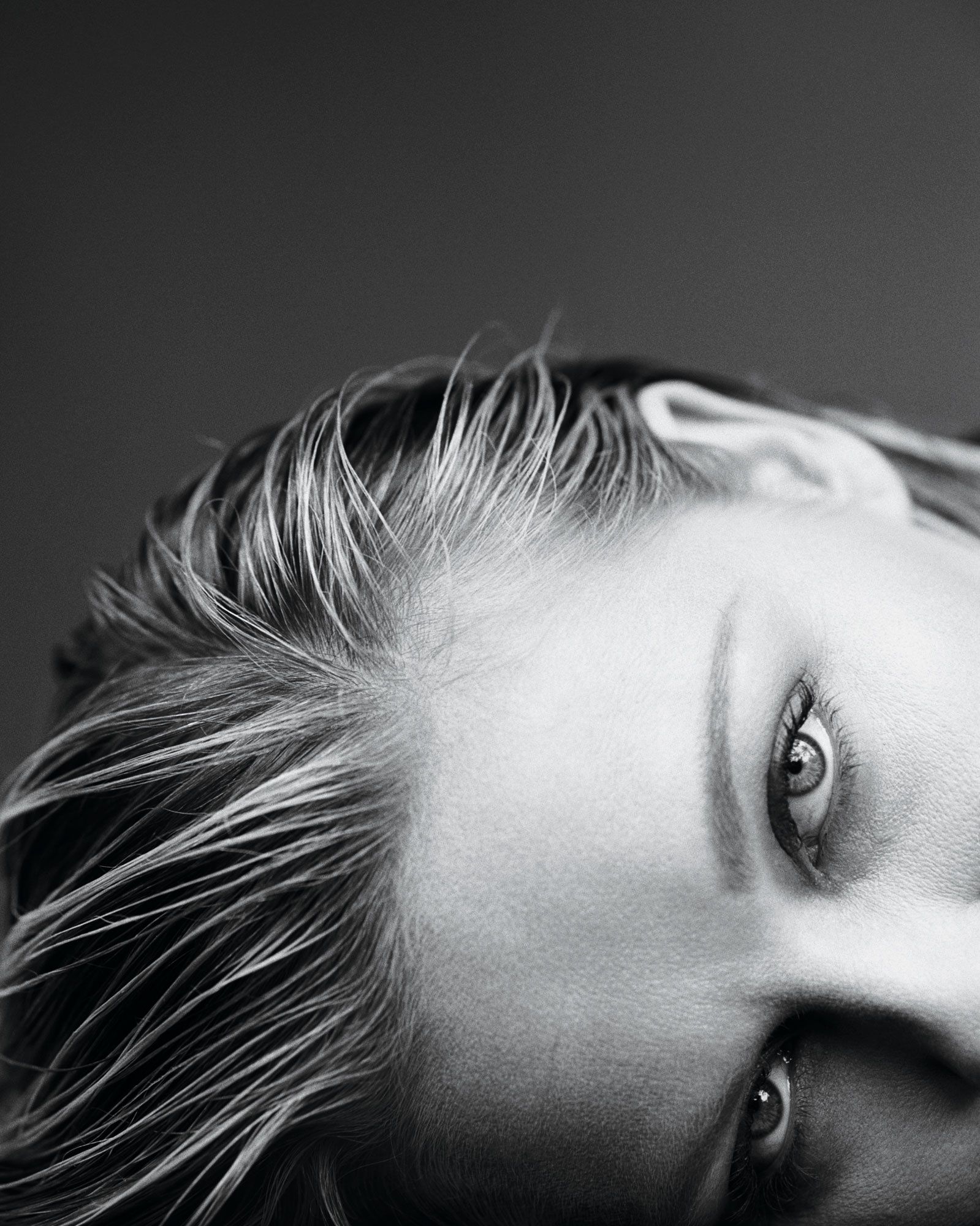 Black and white portrait of Kirsten Dunst's eyes.