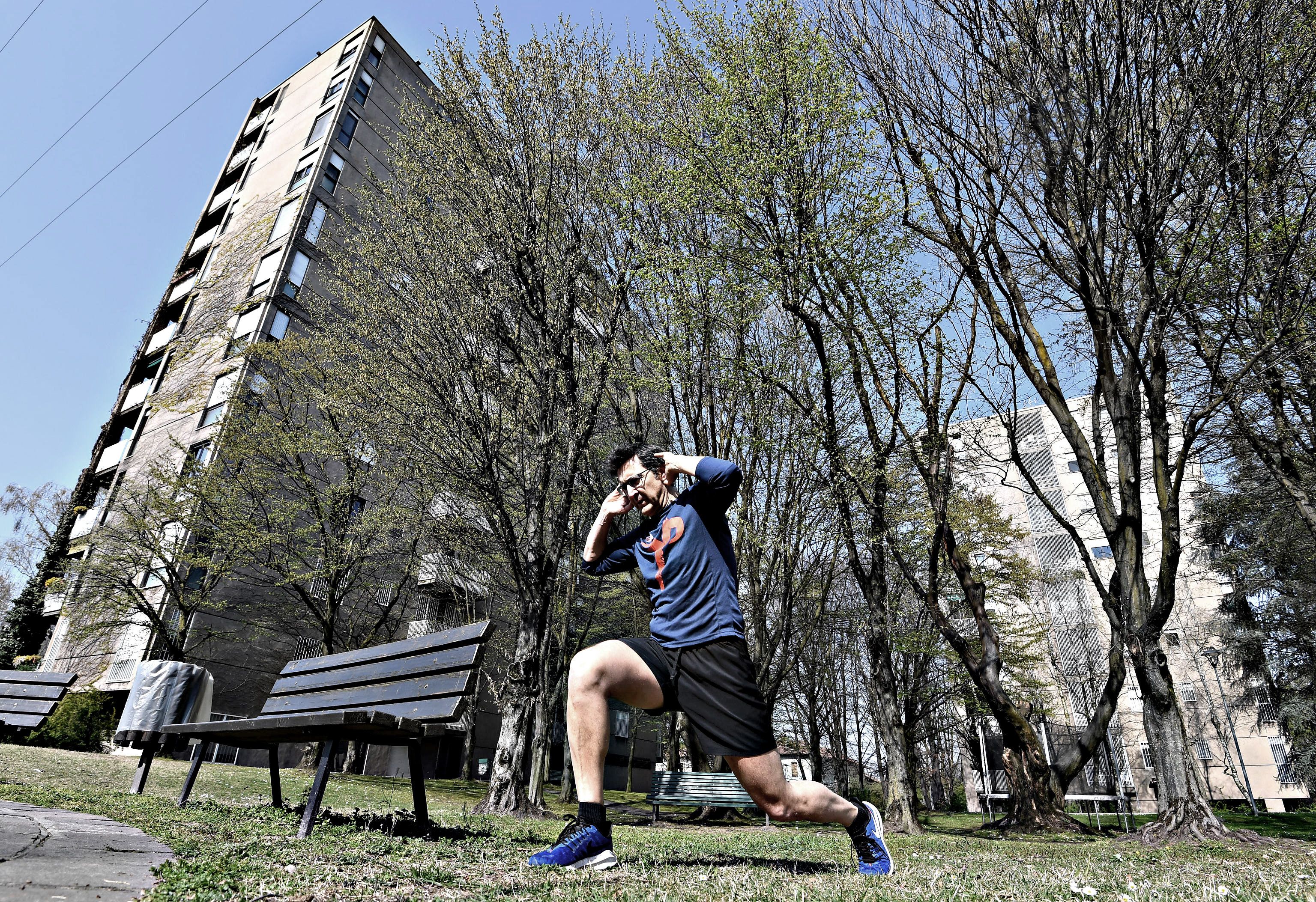 Riaprire subito o aspettare ancora? All’estero decidono (non balbettano)