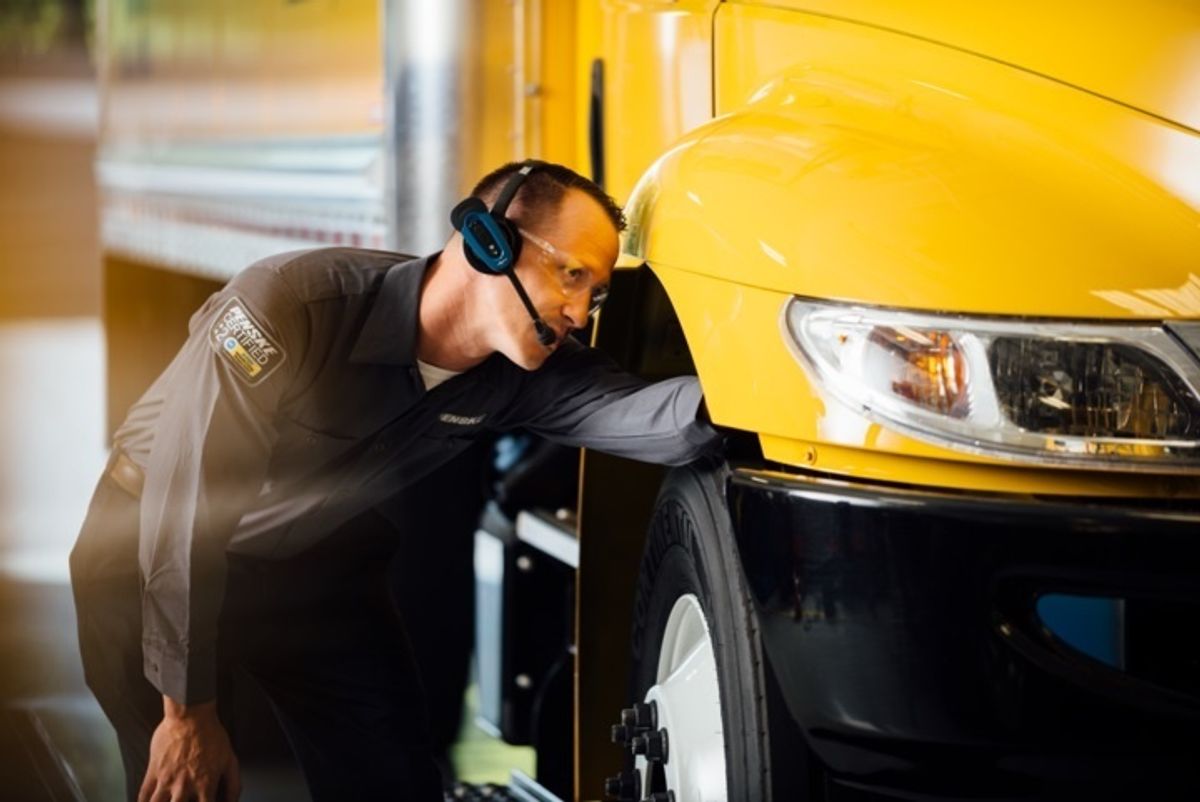 penske technician