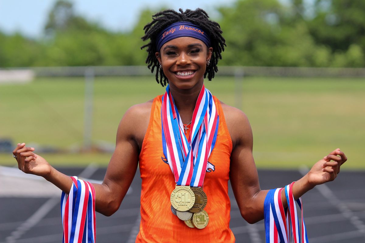 VYPE U Behind the Lens: GBHS Laila Owens State Champion