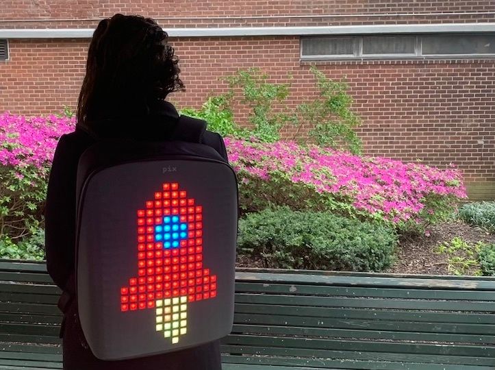 Pix Backpack Review: LED lights let you make your own design