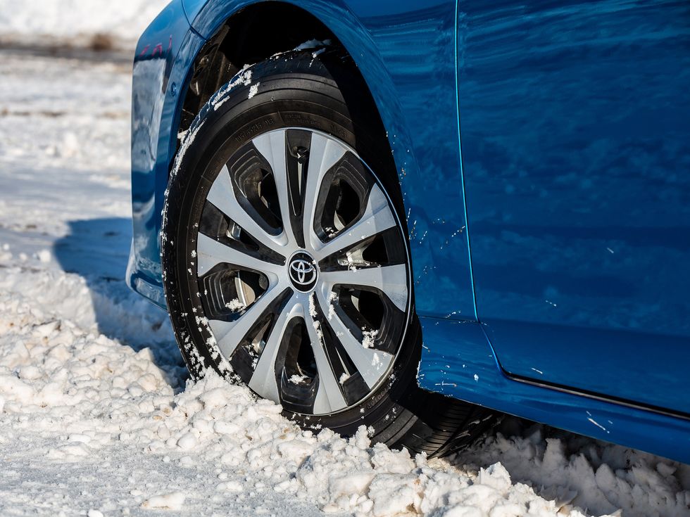 2020 Toyota Prius AWD-e