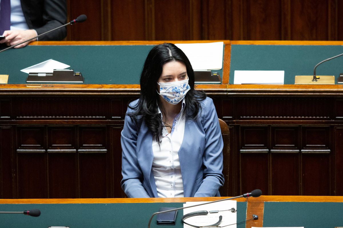 Scuola, Pro Vita e Famiglia: «Ipotesi metà studenti in classe e metà a casa? Come dire metà istruzione»