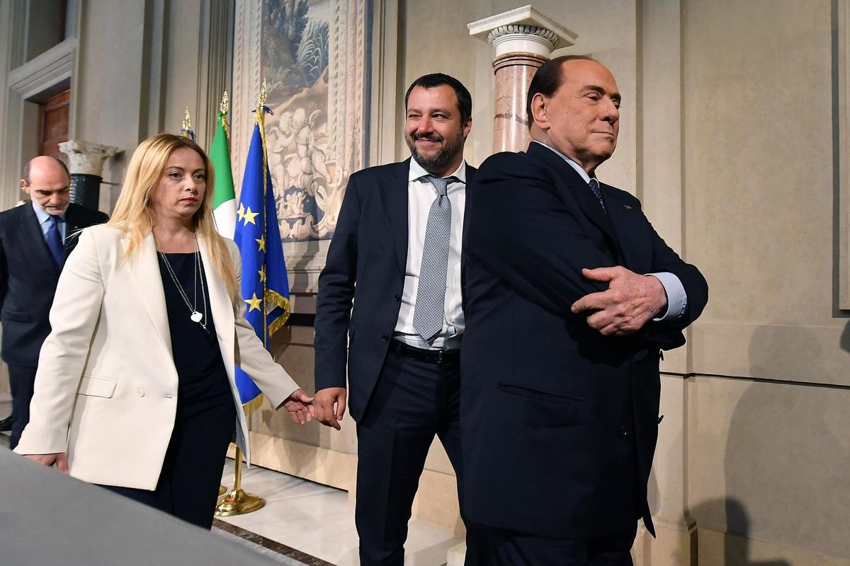 L’opposizione ci salvi dalle follie del governo