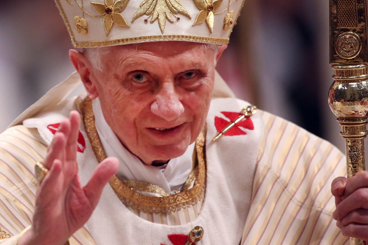 L’ultima lezione di Ratzinger: aborto e nozze omosex segni dell’Anticristo