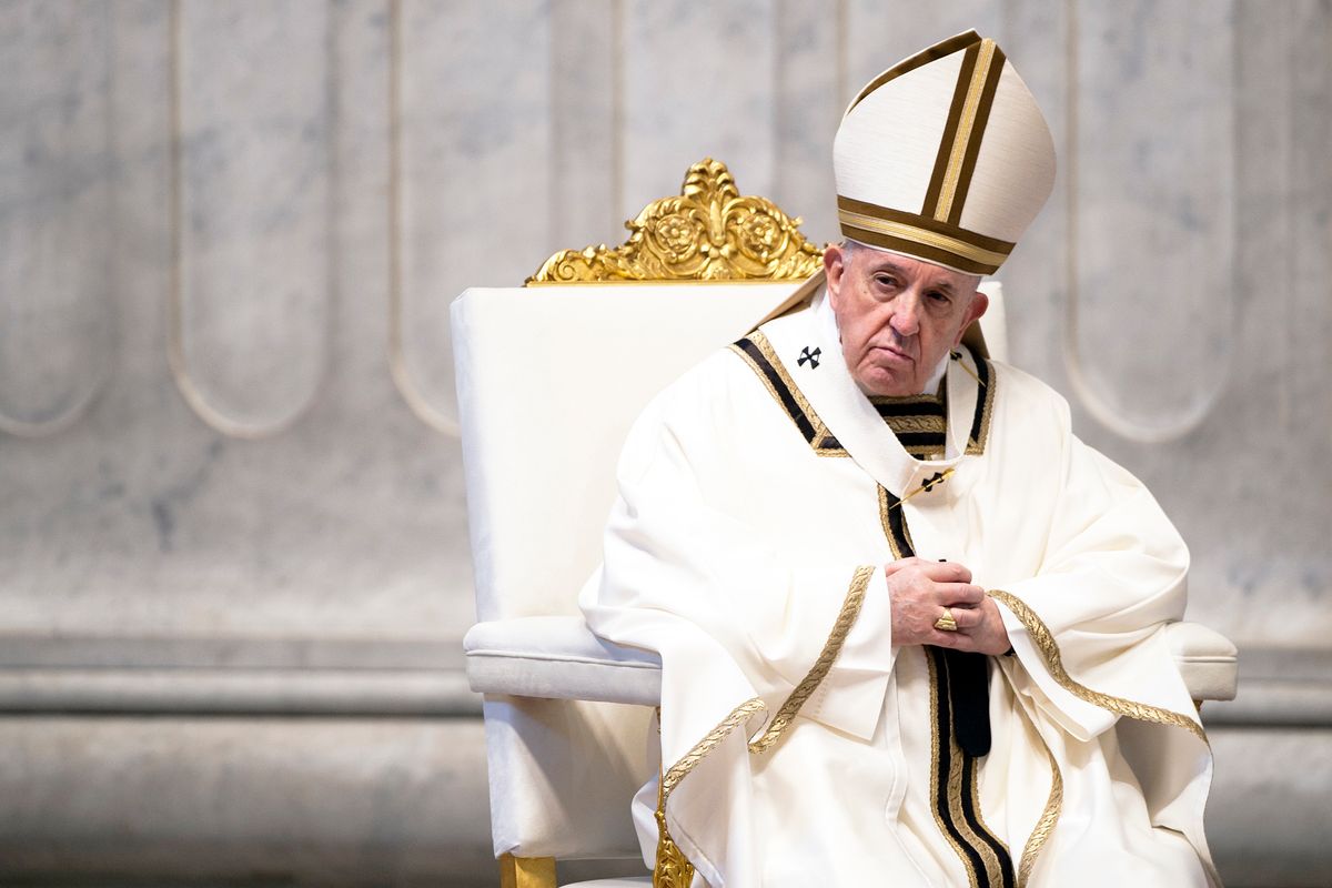 Il Papa smonta i fan della fede fai da te: «Senza una comunità non c’è la Chiesa»