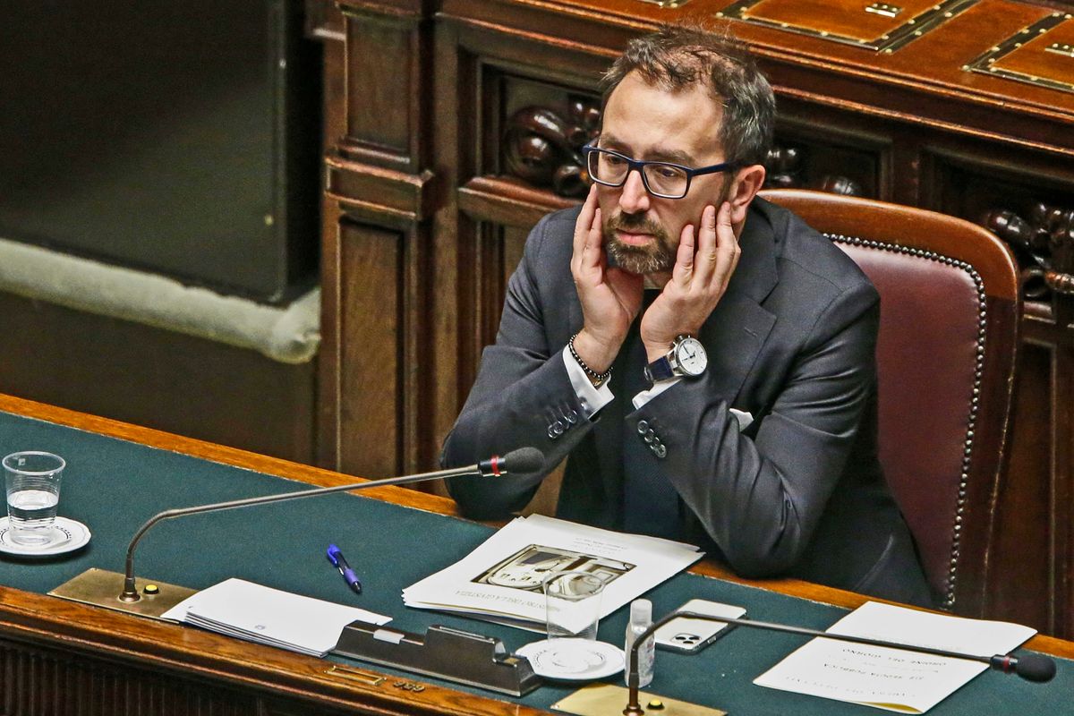 La maggioranza è compatta (controvoglia) per Bonafede. E Mattarella tace ancora