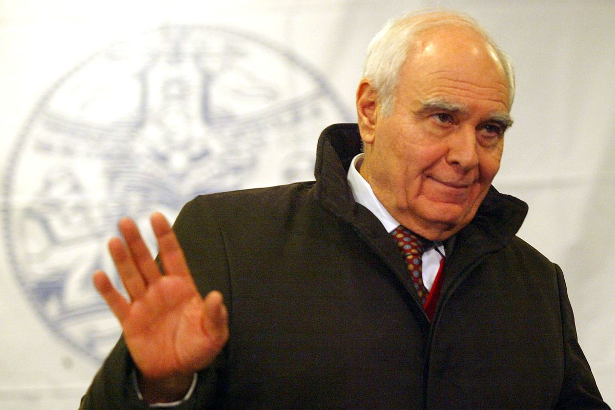 Girolamo Sirchia: ««L’Italia non fa più i propri interessi
siamo senza strategia tra gli squali»»