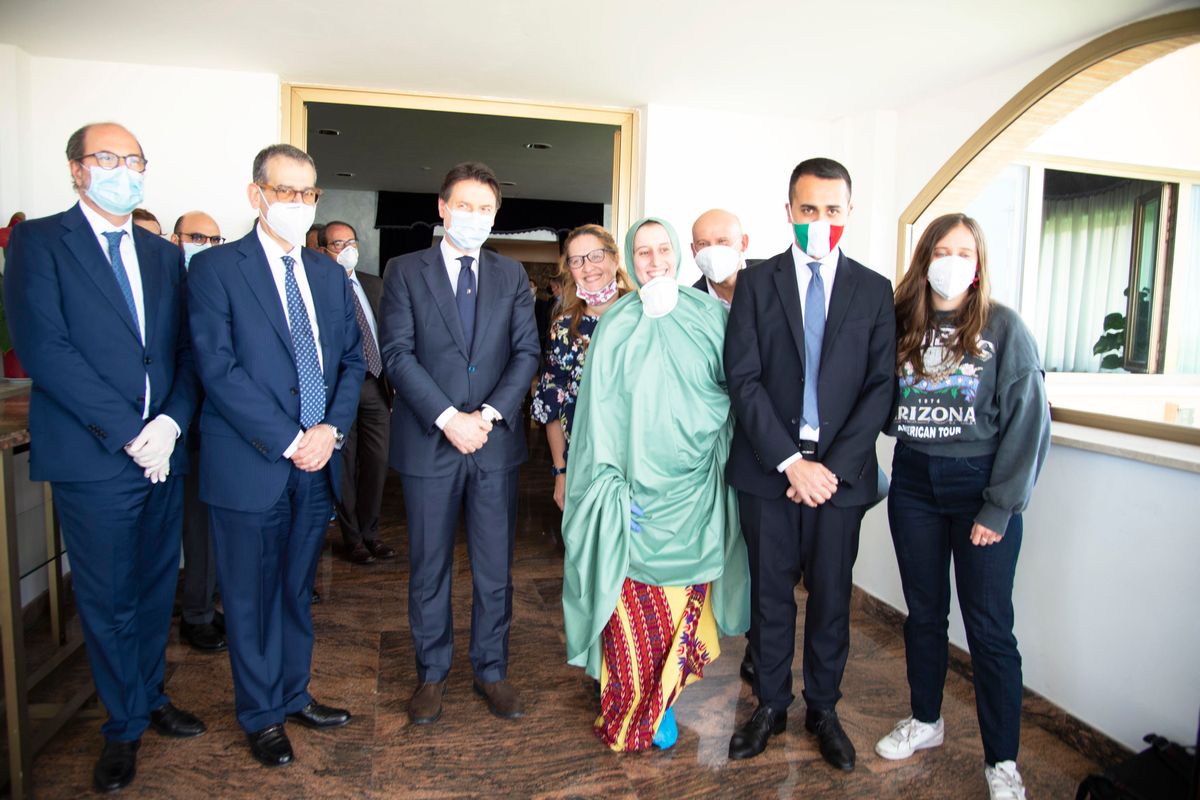 Conte e Di Maio fanno uno spot
e un dono ai terroristi islamici