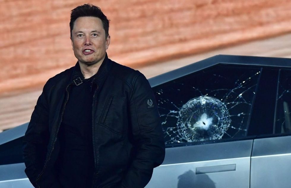Elon Musk Achieves New Levels of Pettiness, Threatens to Relocate Tesla's California Operations