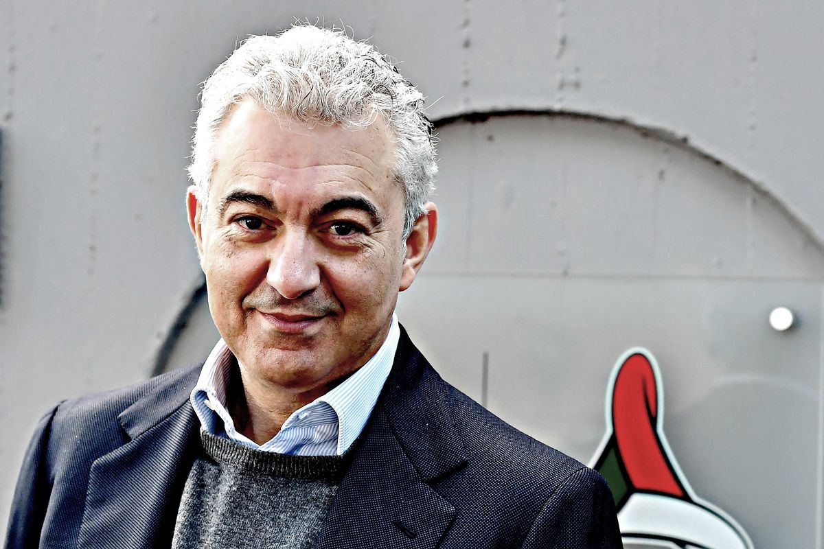 Arcuri straordinario nello scaricabarile. Lui ha colpa di tutto ma non c’entra mai