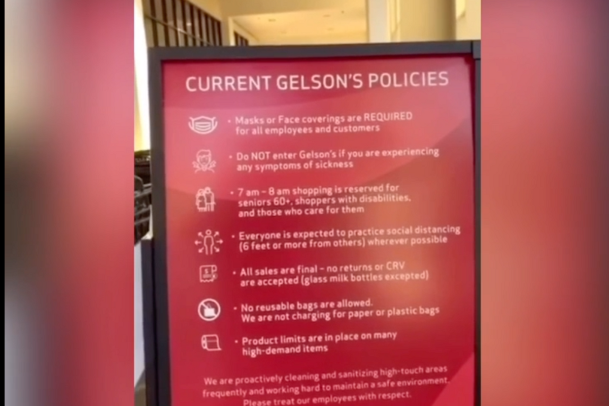 Flat-Earther Lady Tries To Use Sovereign Citizen Meme Logic To Get Out Of Wearing Mask, Fails