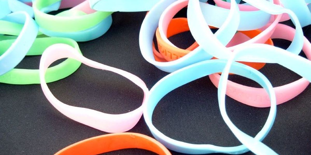 Armed with arm candy: Bracelets can detect people's chemical exposures