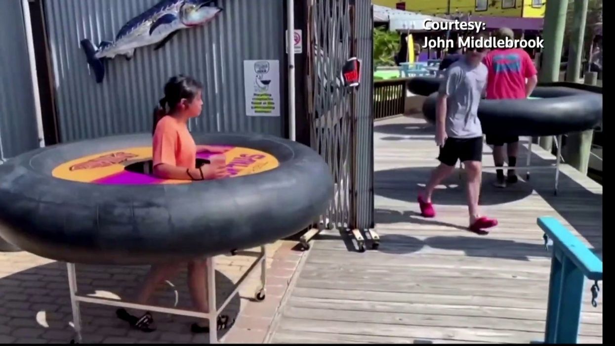 This Maryland restaurant is using tables made with inner tubes to guarantee social distancing