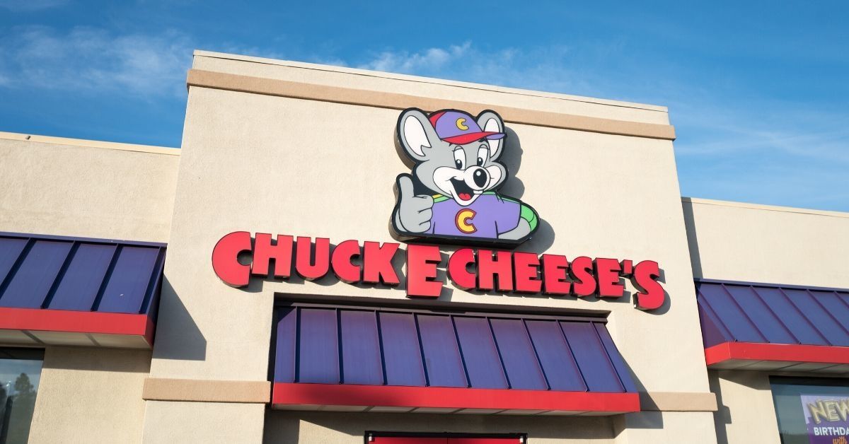 Chuck E. Cheese Is Getting Dragged For Changing Its Name On Delivery Apps To Get People To Buy Their Food