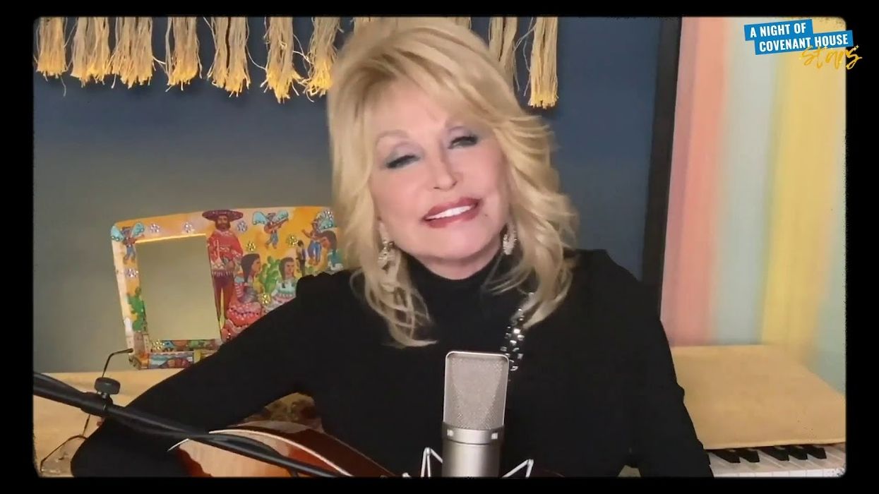 Try not to cry when Dolly sings 'Try' to benefit homeless kids