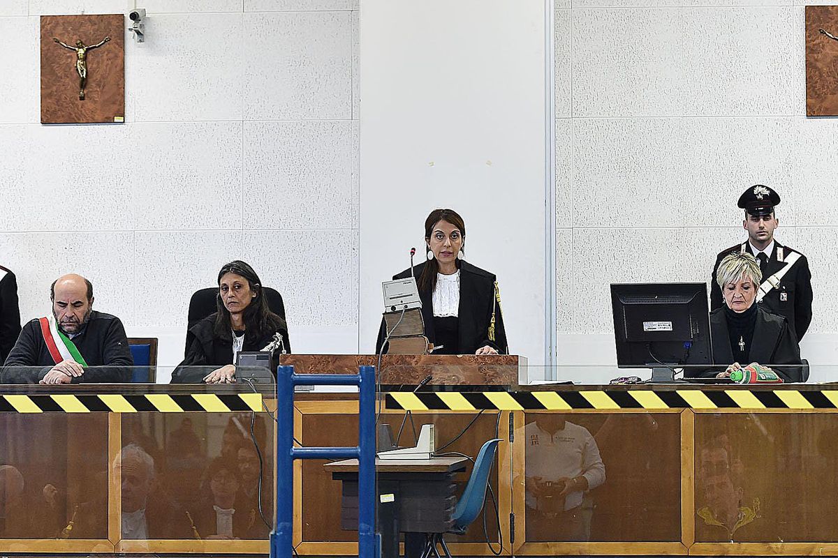 Così la vicepresidente dell’Anm si dava da fare per suo marito pm