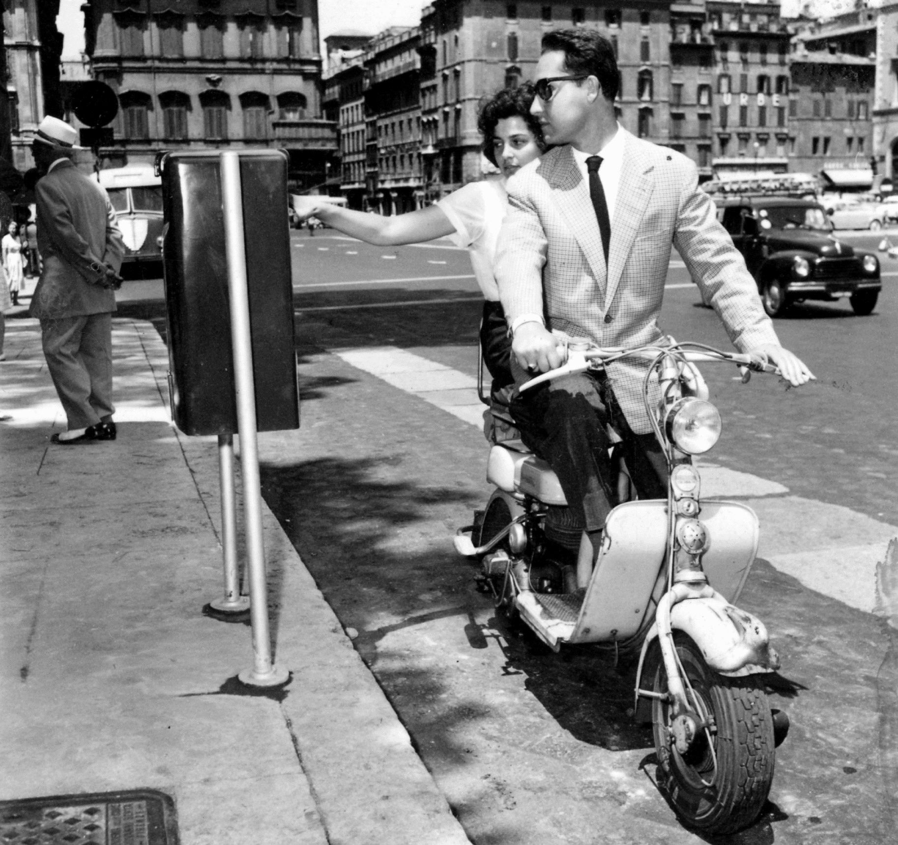 Poste festeggia 158 anni di vita