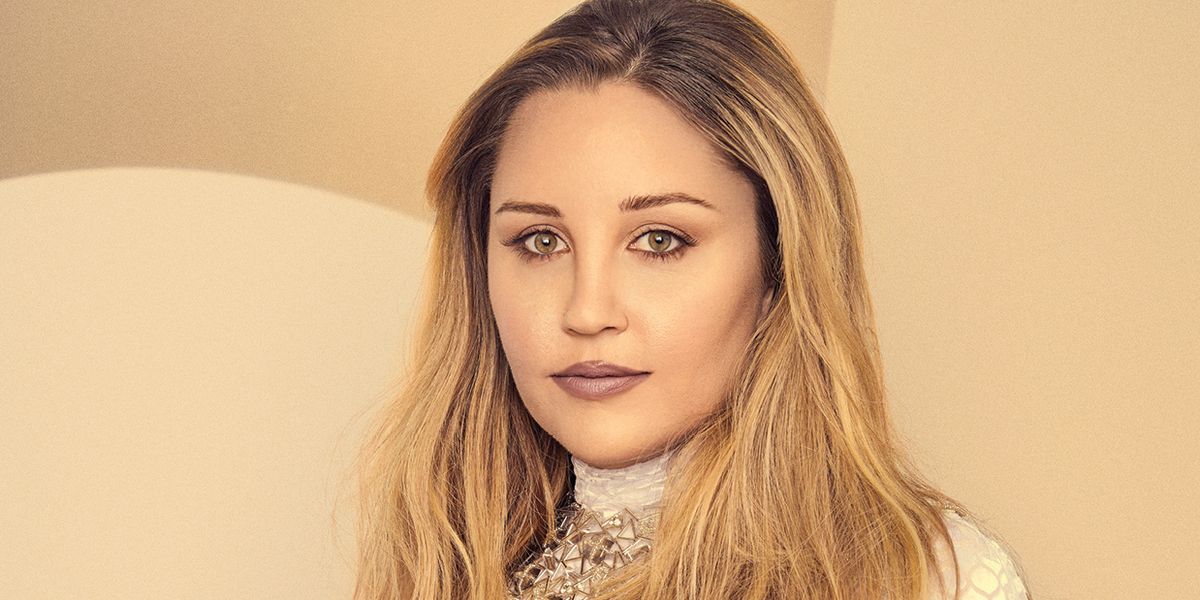 Amanda Bynes Is Not Pregnant, Actually