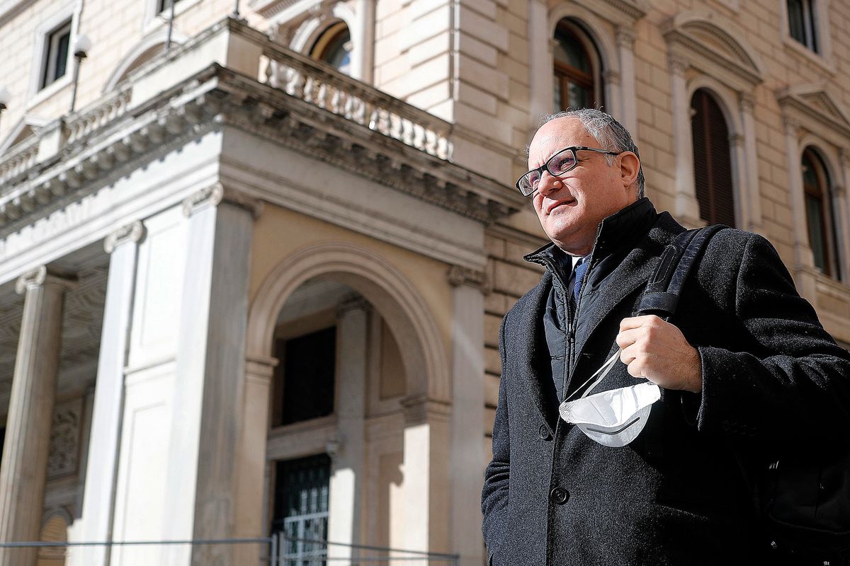 Mancano i fondi: scatta la rissa sul decreto