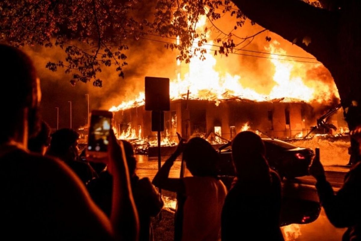 Calls for peace—but mostly justice—as Minneapolis erupts over police killing of George Floyd