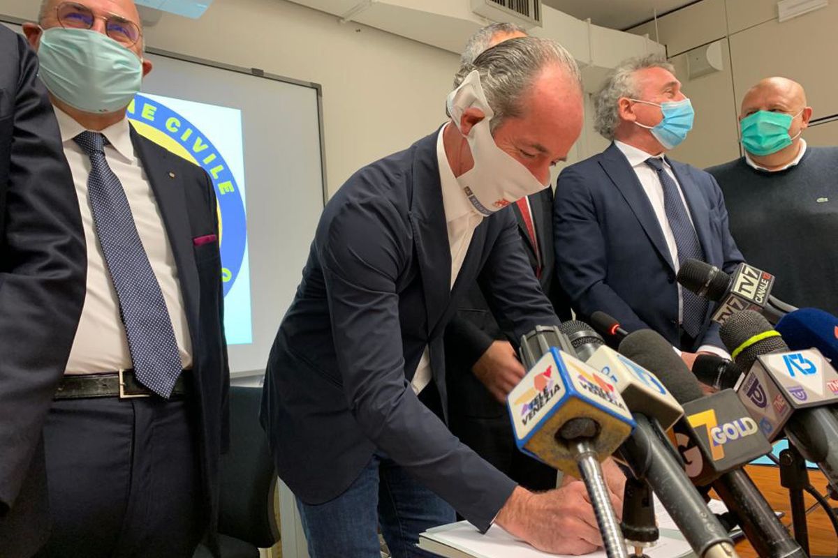 L’Iss leva ogni alibi, si ripartirà insieme. Zaia rompe il tabù: «Basta mascherine»