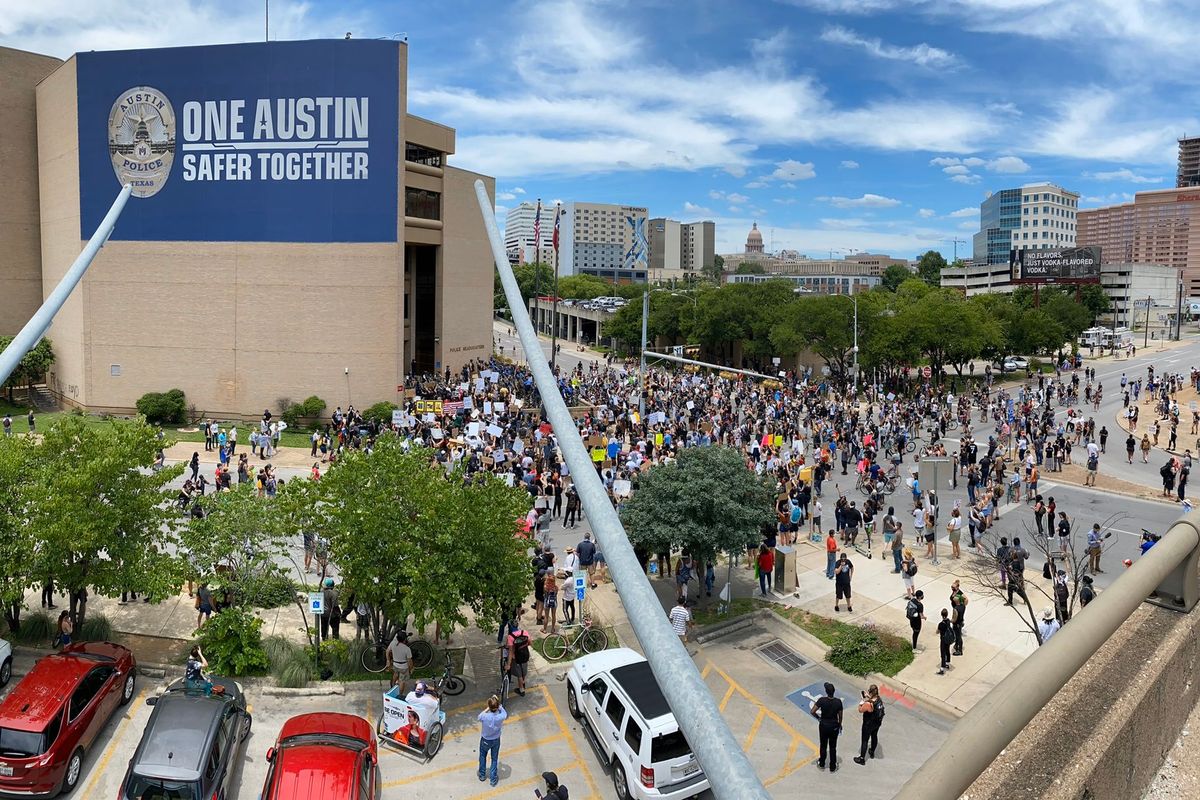 police protests austin apd